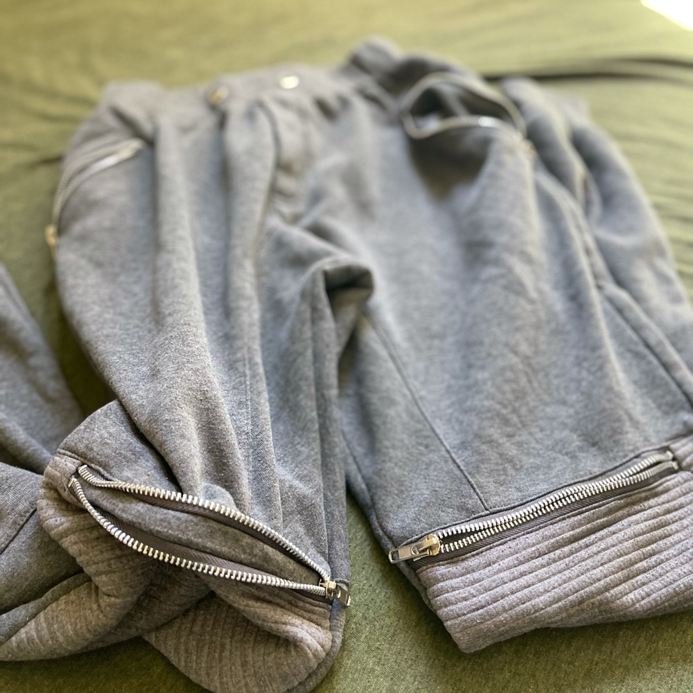 Grey Sweats - Picture 4 of 5
